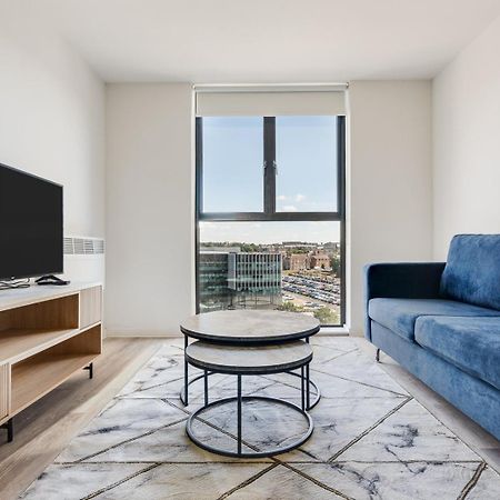 Comforting City Retreat In Vauxhall - No Wifi Liverpool Bagian luar foto