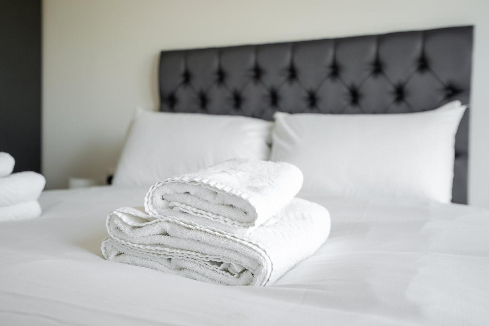 Comforting City Retreat In Vauxhall - No Wifi Liverpool Bagian luar foto